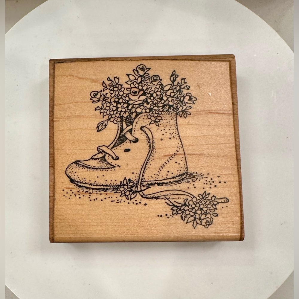 VTG Baby Bootie/Flowers - Forget-Me-Nots & Roses - EUC Med-Large Wood Stamp